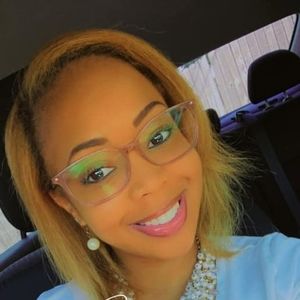 Meet your Posher, Janice